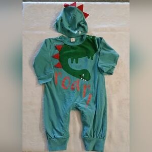 Dinosaur 6 /9 MonthBaby Romper with Hat
